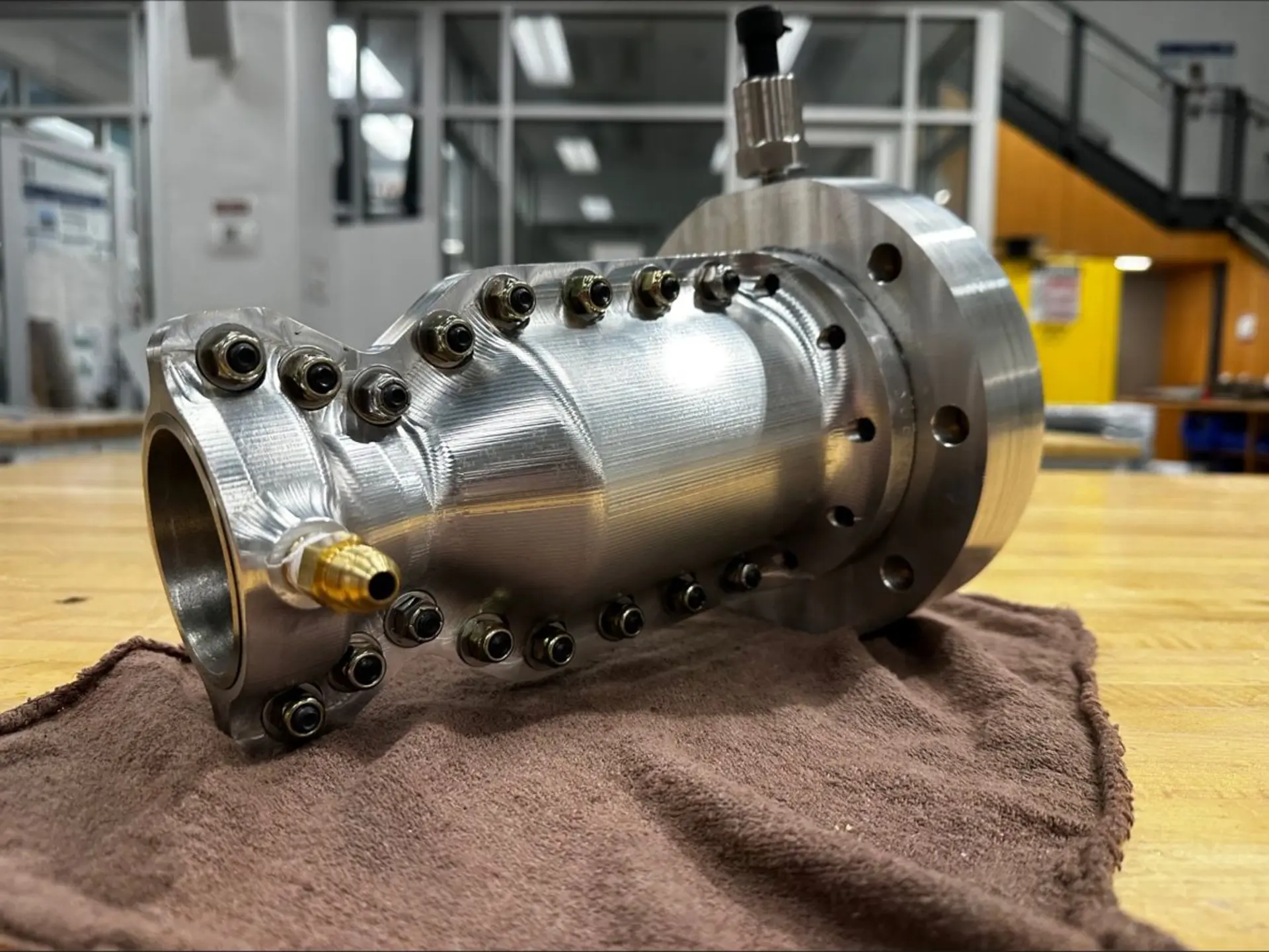 Liquid's Thrust Chamber